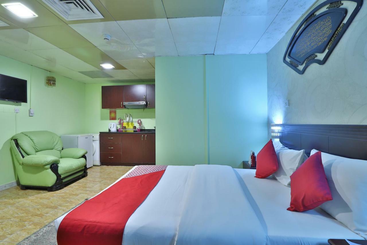 דובאי Oyo 261 Remas Hotel Apartment מראה חיצוני תמונה