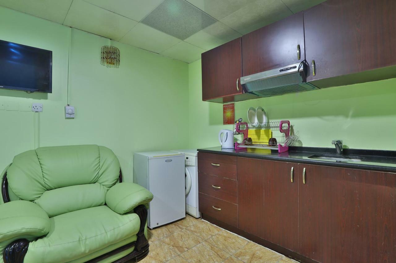 דובאי Oyo 261 Remas Hotel Apartment מראה חיצוני תמונה
